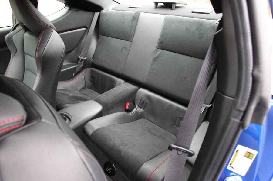  Subaru BRZ 2011 года  (фото 193 из 209)